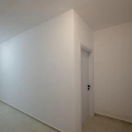 Brian's * Sarandë