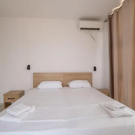 Hotel Brian's