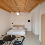 Brian's * Sarandë