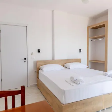 Hotell Brian's Sarandë