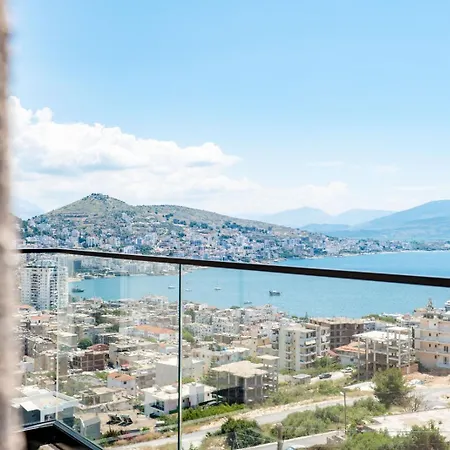 Brian's * Sarandë