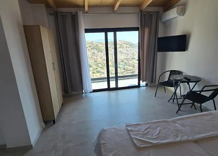 Brian's Hotel Sarandë